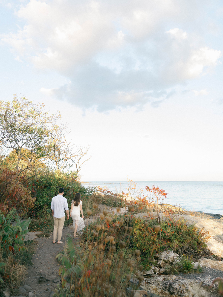 Oceanside Romance | A Dreamy Engagement Session